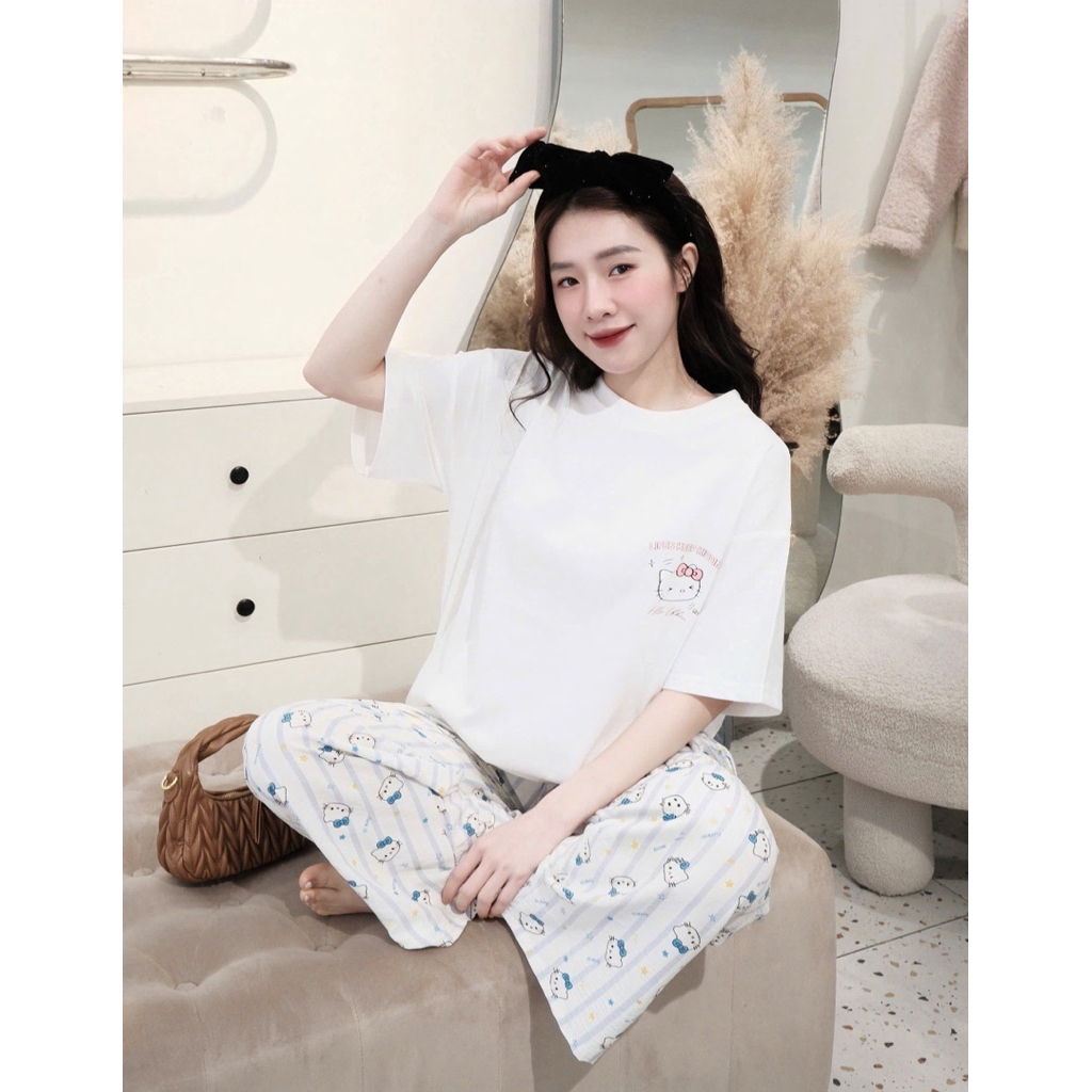 Bộ Đồ Nữ Mặc Nhà Quần Dài Áo Cộc, Set Basic Cổ Tròn Chất Cotton 2 Chiều Cao Cấp Mát Mịn, Nhiều Màu