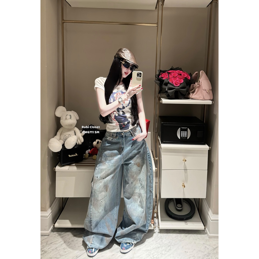 Quần jeans suông cào loang