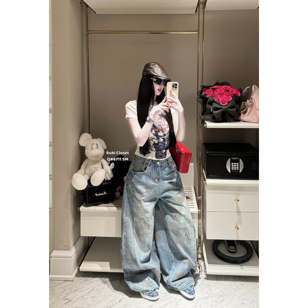 Quần jeans suông cào loang