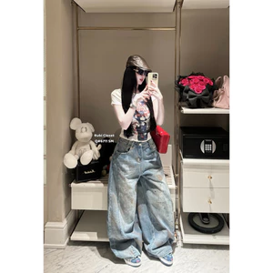 Quần jeans suông cào loang