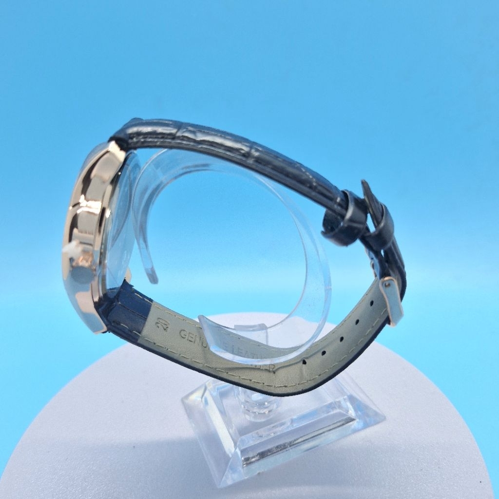 Đồng hồ Nam dây da đen. Máy pin nhật siêu bền. Size mặt 40mm, có chống nước | BigBuy360 - bigbuy360.vn