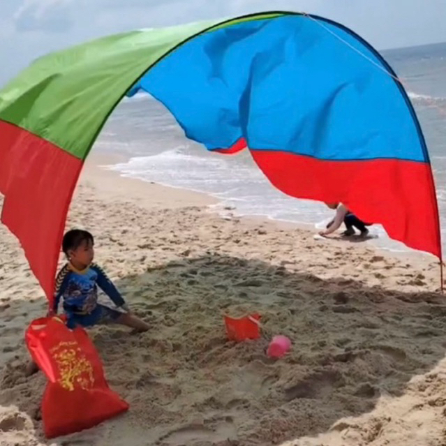 Lều bay che nắng đi tắm biển trơn / mix Đặc Biệt ( KHUNG ĐEN 11LY )