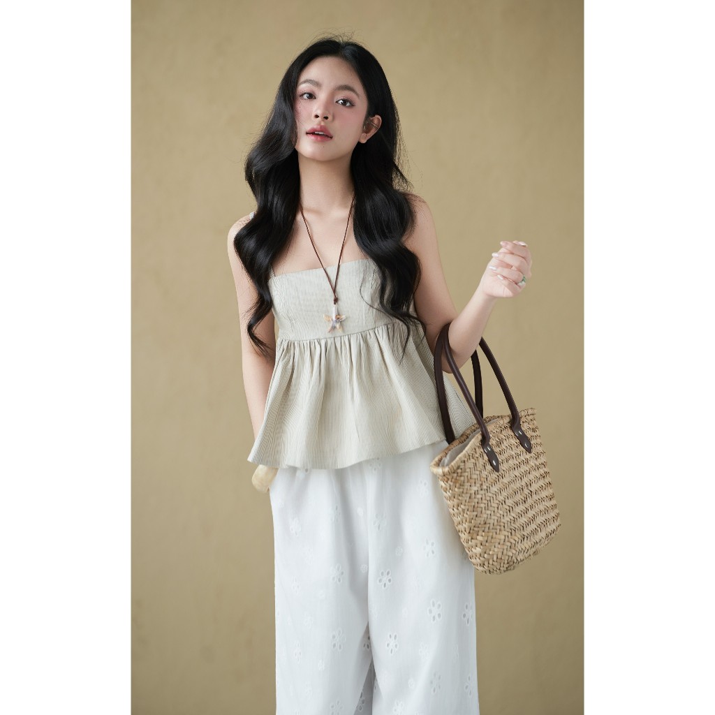 Quần nữ dài ống suông Lunary Miều Est.2013 màu trắng chất xô ren