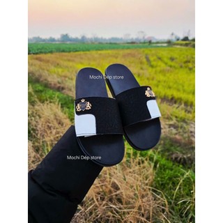 Dép Lê Unisex Logo QP Kim Loại, Dép Quai Da Phong Cách Luxury, Đế Cao Su Êm Chân Chống Trượt khâu xuyên chân quai.