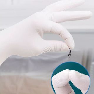 Găng tay y tế NITRILE màu trắng bao tay sử dụng 1 lần không mùi ôm sát co giãn thuận tiện cho làm bếp, làm đẹp sửa chữa