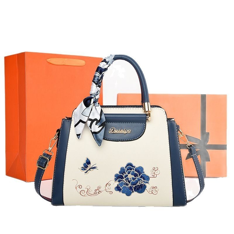 Túi Xách Nữ Công Sở Da PU Thêu Hoa Sang Trọng Cầm Tay Thời Trang Mun Store TEU35