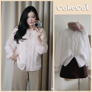 Áo Kiểu Sơ Mi Cổ Bèo Phối Ren Buộc Nơ Dài Tay Xếp Ly Ngực Tiểu Thư Phong Cách Hàn Quốc Cakecat
