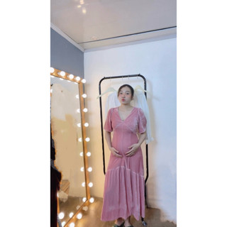 Váy nhung the trơn cổ tim cộc tay dáng dài chân xoè