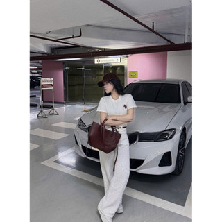 •𝙆𝙞𝙣𝙜𝙨𝙝𝙤𝙥𝙗𝙚𝙖𝙪𝙩𝙮•Áo Phông Ngựa Mix Quần Jean Xù Kèm Belt Hot QC