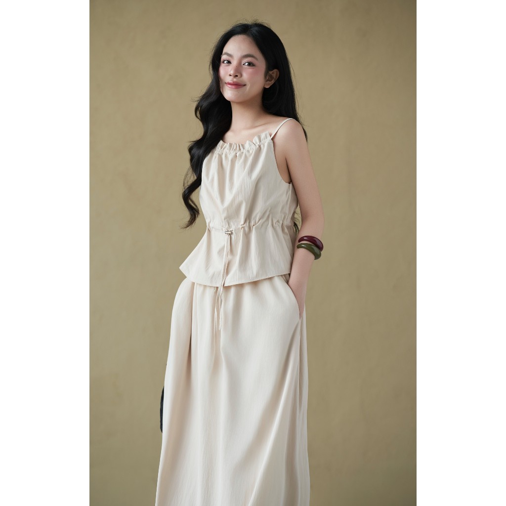 Set áo dây và chân váy Nabi Miều Est.2013 màu kem chất liệu dù
