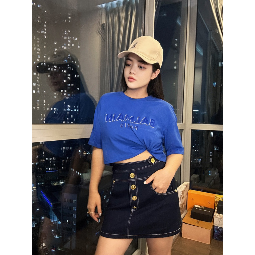 Áo thun croptop BM xanh coban trắng đen