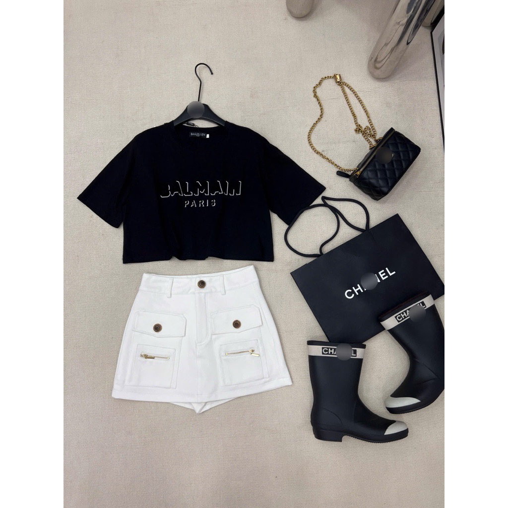Áo thun croptop BM xanh coban trắng đen