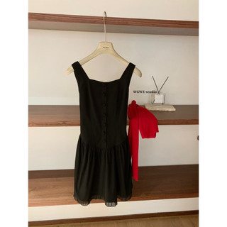 𝐏𝐡𝐢𝐞𝐧 𝐖𝐆𝐖𝐄 | (Sẵn) w8807 Váy Thô Sát Nách Form Vừa Vặn Ôm Xoè 2 Màu Trơn Cổ Tròn