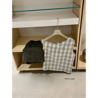 𝐏𝐡𝐢𝐞𝐧 𝐖𝐆𝐖𝐄 | (Sẵn) w8904 Áo Lệch Vai Soắn Kẻ Caro