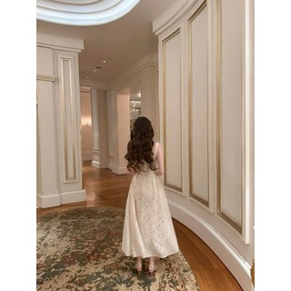 RABBIT CHIC - Váy 2 dây phối họa tiết hoa ren chiết eo ôm dáng
