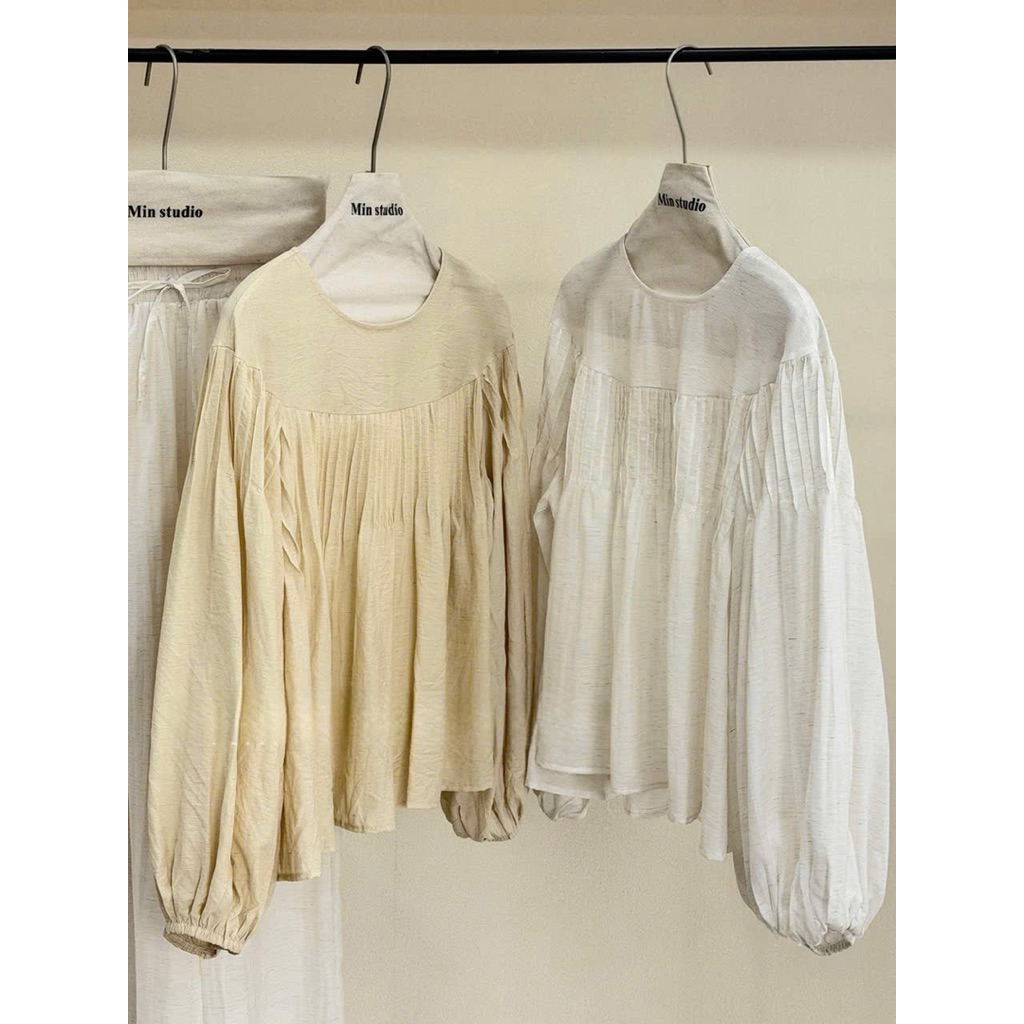 “Rachel Set” Set 2 món : Áo voan tơ cổ tròn tay bồng TK nhún dập ly kèm quần dài ống xuông-màu kem style basic đơn giản