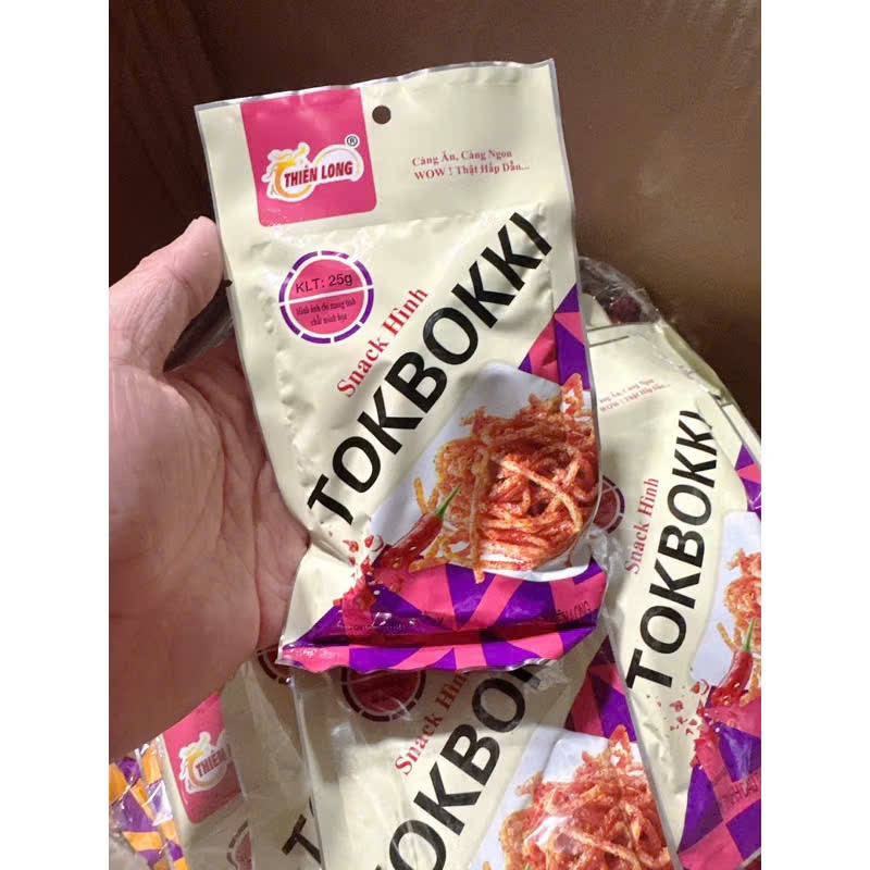 Snack Hình Tokbokki Chua Cay - Snack Que Cay Cay - Đồ Ăn Vặt Cổng Trường