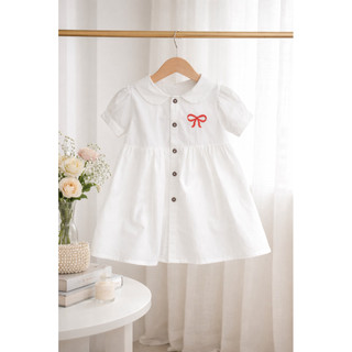 Váy trắng nơ đỏ xinh xắn cho bé gái