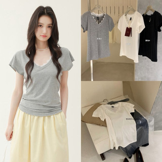 𝐏𝐡𝐢𝐞𝐧 𝐖𝐆𝐖𝐄 | (Sẵn) w8905 Áo Thun Cổ Tim Viền Ren Cộc Tay Form Vừa Vặn