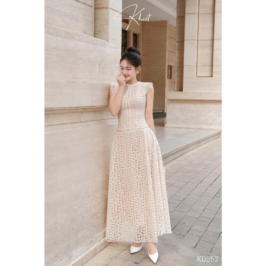 Đầm maxi dài ren hoa nữ tính, thiết kế phong cách tiểu thư nhẹ nhàng KD562