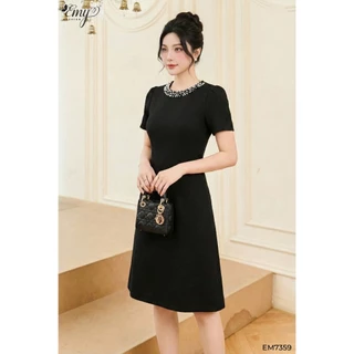 Đầm Suông Đen EMY EM7359 Thời Trang Thiết Kế Cao Cấp Cho Mẹ Trung Niên Thanh Lịch
