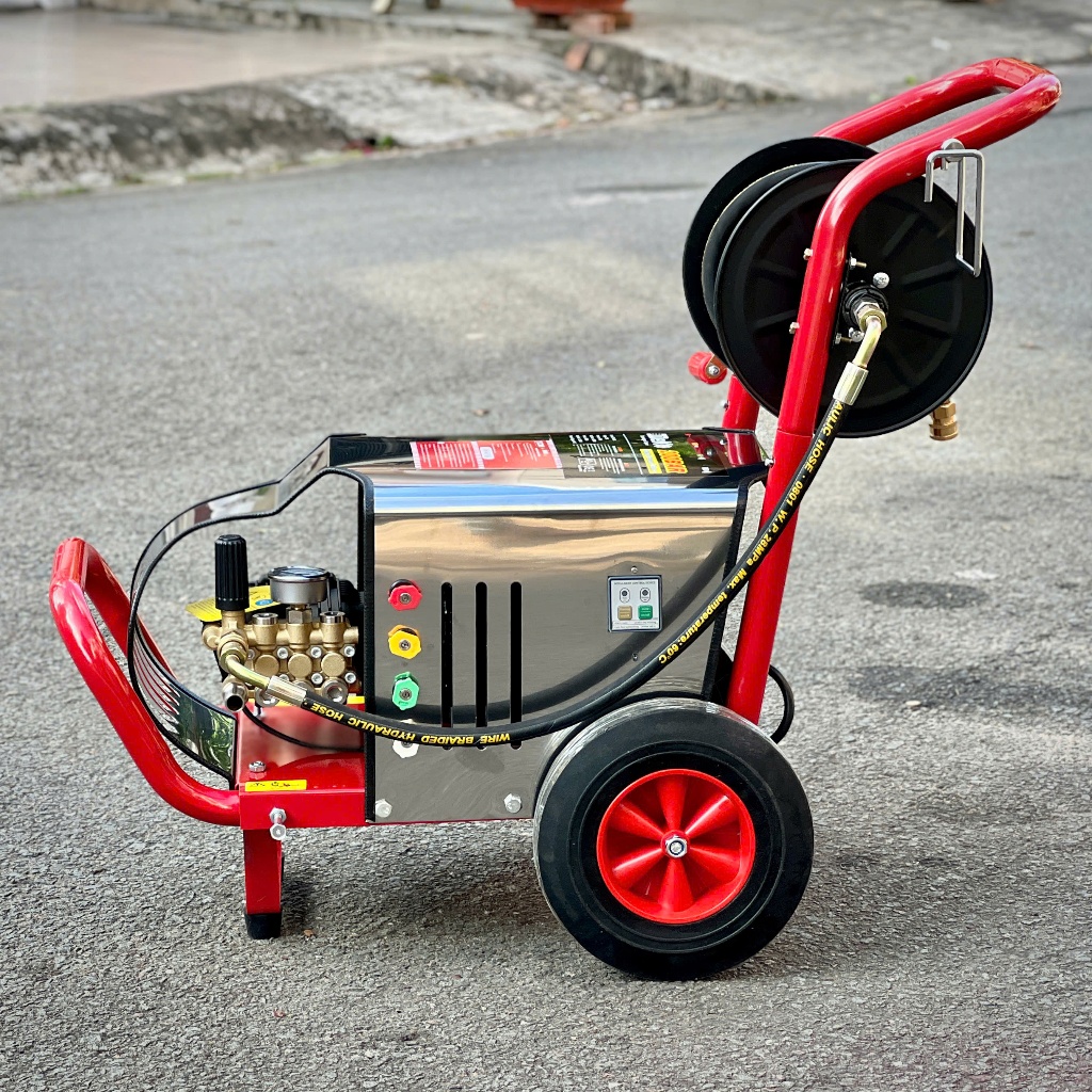 Máy Rửa Xe Cao Áp Công Nghiệp DEKO DK-X30A, Công suất thực 3kW, Lưu lượng 13 L/p, Áp lực nước 200Bar