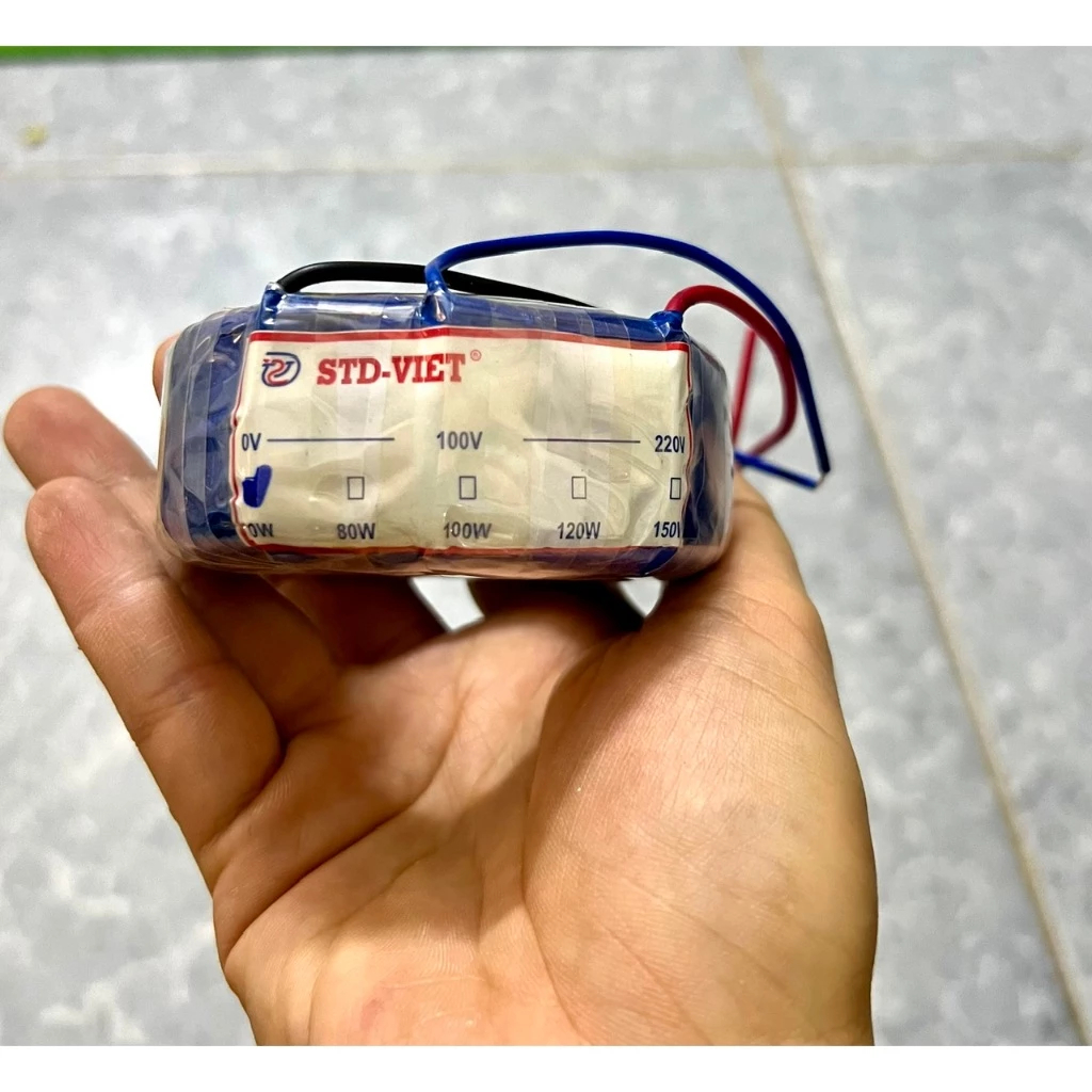 Bộ đổi nguồn chuyển đổi  220V sang 110V dây đồng 100% Dùng cho thiết bị  Nhật  công suất 60W-120W