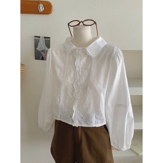 Áo Sơ Mi Cổ Sen Ren Hoa Hàn Quốc – Pure Blossom Blouse siêu xinh dành cho Nữ 247Store L100