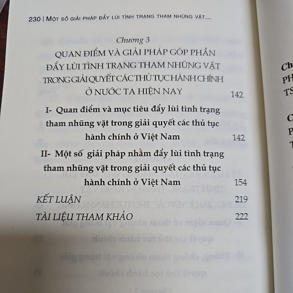 Sách - Một số giải pháp đẩy lùi tình trạng tham nhũng vặt trong giải quyết các thủ tục hành chính ở nước ta hiện nay