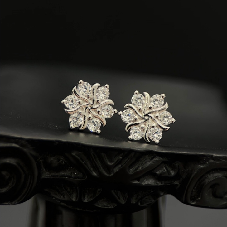 Khuyên tai nam thanh thẳng bạc S925 Snow Flower thiết kế hình bông tuyết đính đá basic KN151 (1 chiếc) | GEMY SILVER