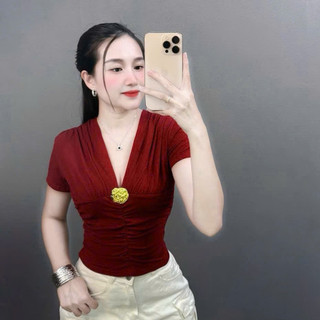 Áo croptop nhún ngực Cổ V Thiết Kế đính hoa Sang Chảnh