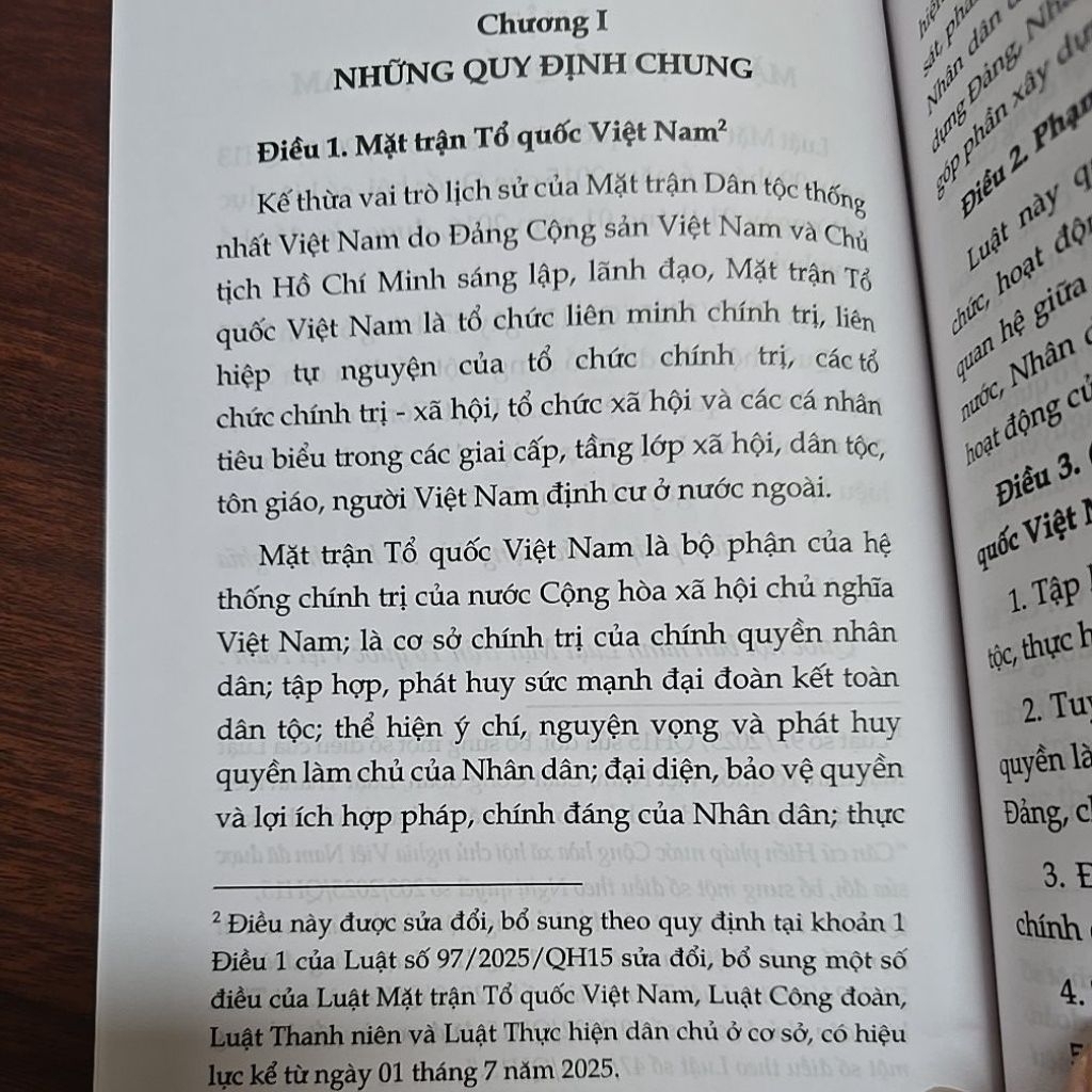 Sách - Luật mặt trận tổ quốc Việt Nam (NXB Lao động)