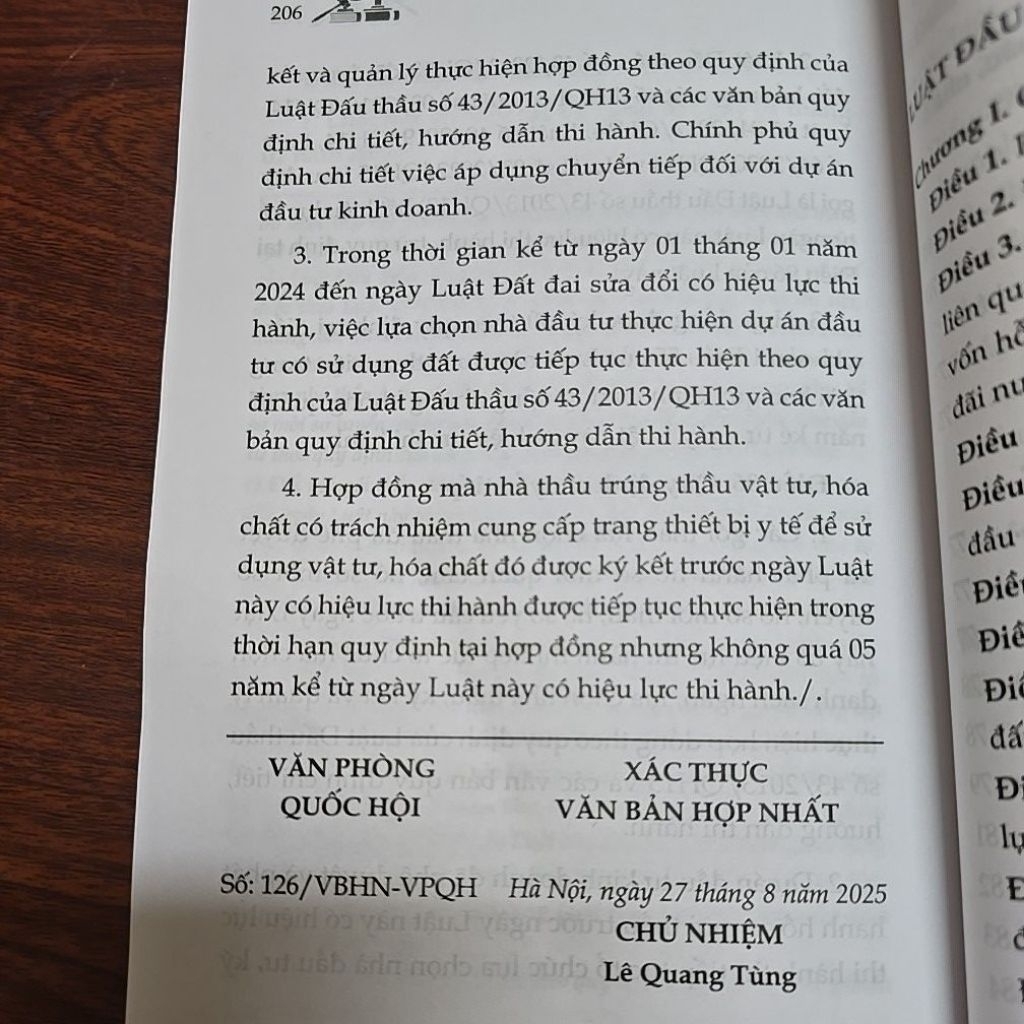 Sách - Luật Đấu thầu (NXB Lao động)