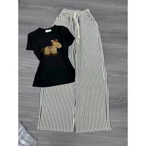 Sét Áo Thun Babytee In Lừa Vàng Phối Quần Dài Kẻ Sọc Cạp Chun Basic Cá Tính Mặc Đi Chơi Sang Chảnh