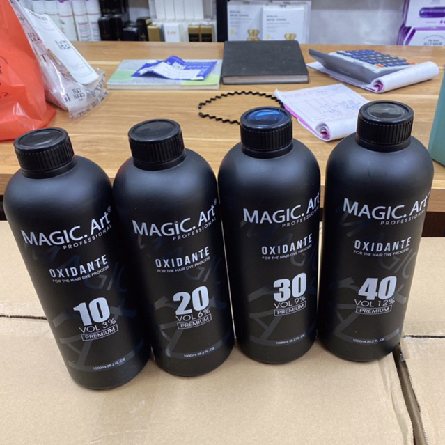 Oxy trợ nhuộm MGIC.Art hương bạc hà chống xót da đầu chai 1000ml