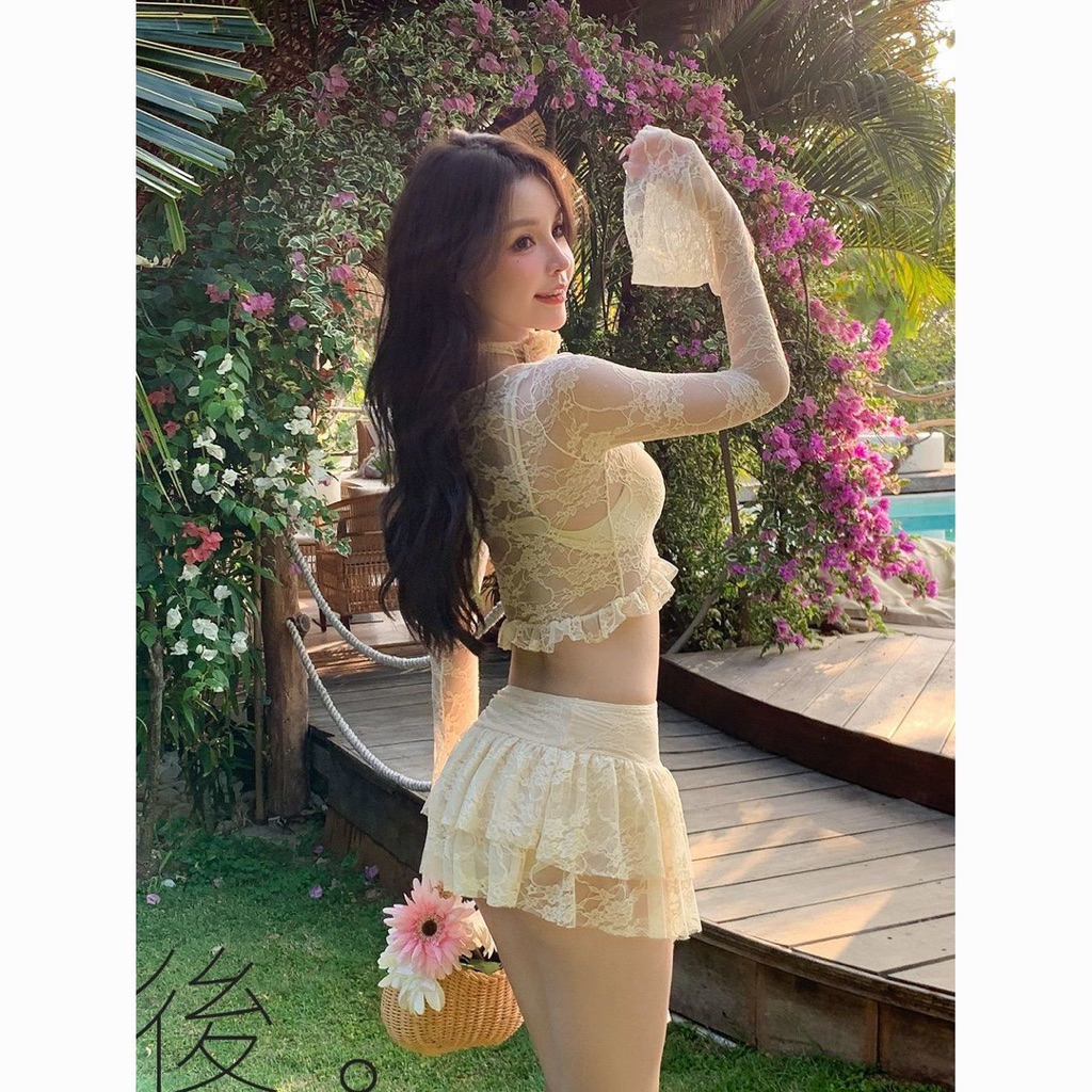 Set BiKiNi Phối Ren Ống Tay Kèm Chân Váy Xoè Bồng 2 Tầng