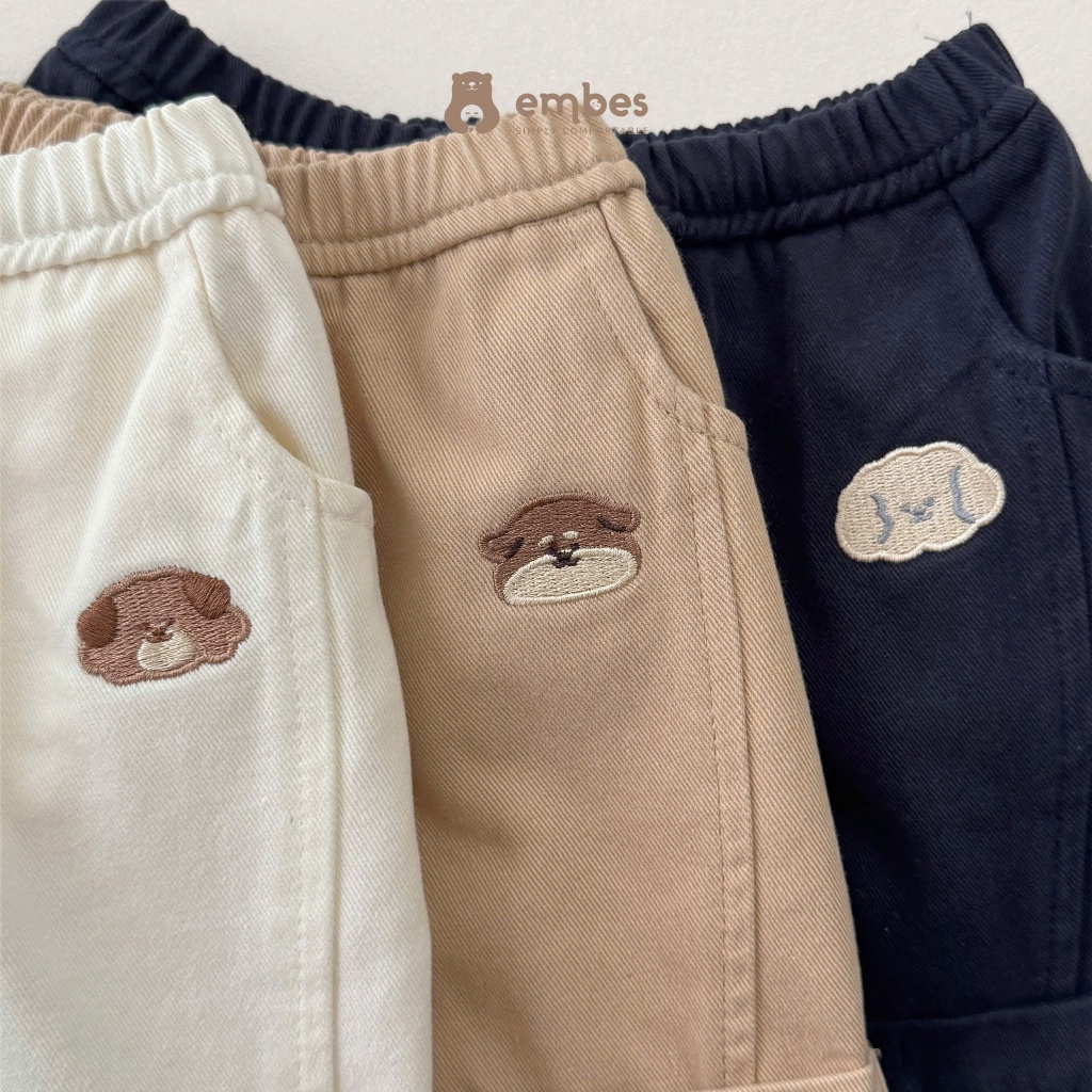 Quần Cộc Cho Bé Embes, Quần Đùi Kaki Thêu Hình Chất Kaki Mềm Mại Cho Bé Trai Bé Gái Size Từ 8-17kg