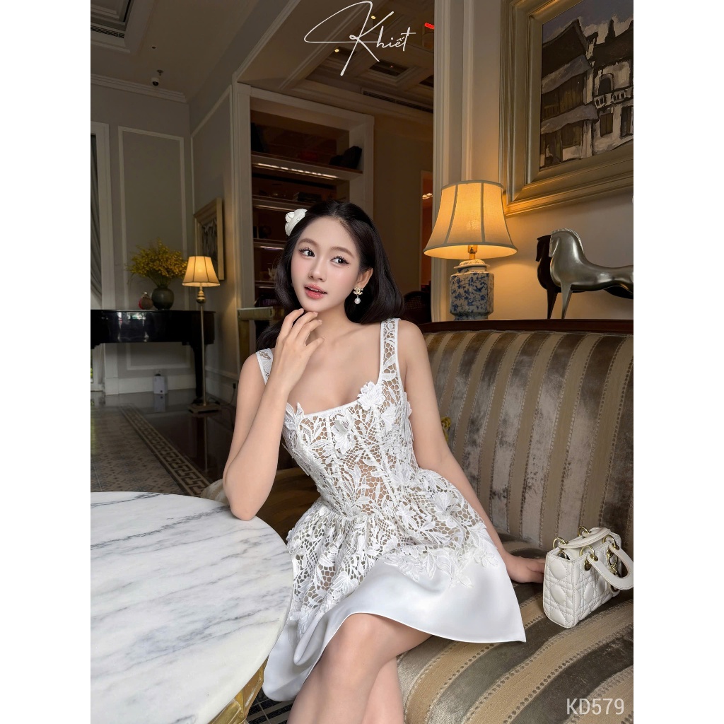 Đầm ngắn Khiết dáng xòe ren 3D trắng phối phi trơn phong cách dự tiệc sang chảnh KD579