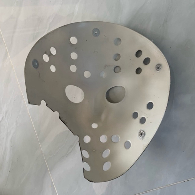 Mặt Nạ Khúc Côn Cầu Jason Voorhees phần 7 trong loạt phim Thứ 6 ngày 13.