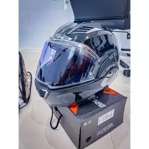 PPF cách nhiệt dán kính mũ LS2, lS2 FF805.. PPF dán bảo vệ mặt kính mũ, hàng nhập khẩu