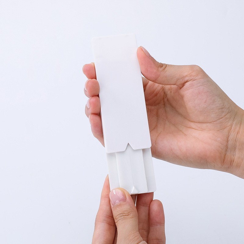 Giá Treo Ổ Cắm Điện Gắn Tường Thông Minh  ,Tiện Lợi