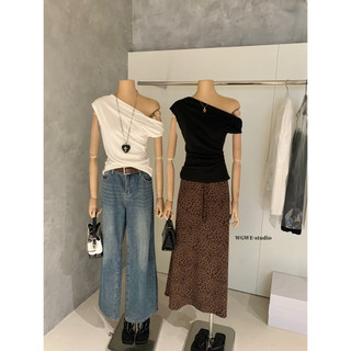 𝐏𝐡𝐢𝐞𝐧 𝐖𝐆𝐖𝐄 | (Sẵn) w8955 Áo thun Lệch Vai Tay Ngắn Ôm Eo