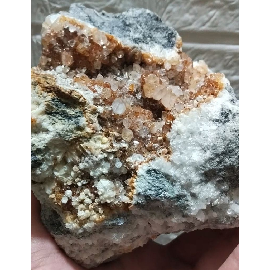 thạch anh thiên nhiên 800g
