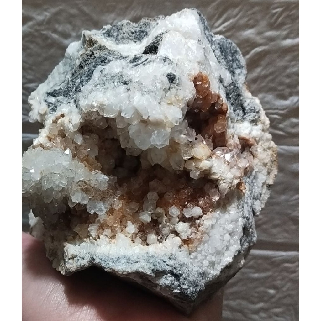 thạch anh thiên nhiên 800g
