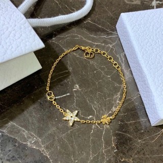 Set 2 vòng tay Titan nữ không gỉ đính đá lấp lánh vòng tay nữ đính đá hoạ tiết chữ kèm ngôi sao