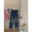 Quần jeans suông CN kèm belt
