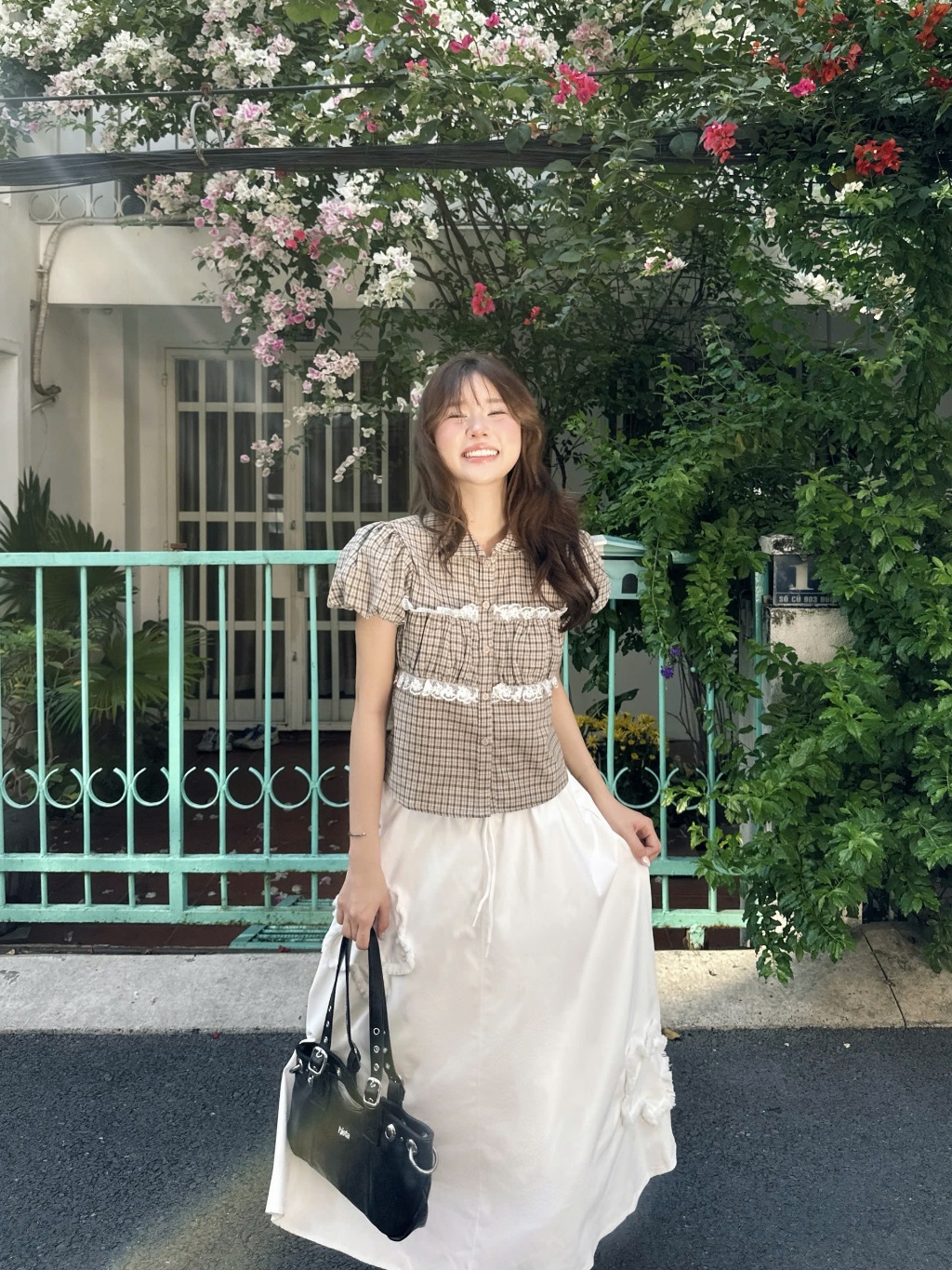Chân Váy Nữ NEZIAR SKIRT Phối Hoa Xù Năng Động Hè 2026 SECODEE | Shopee ...