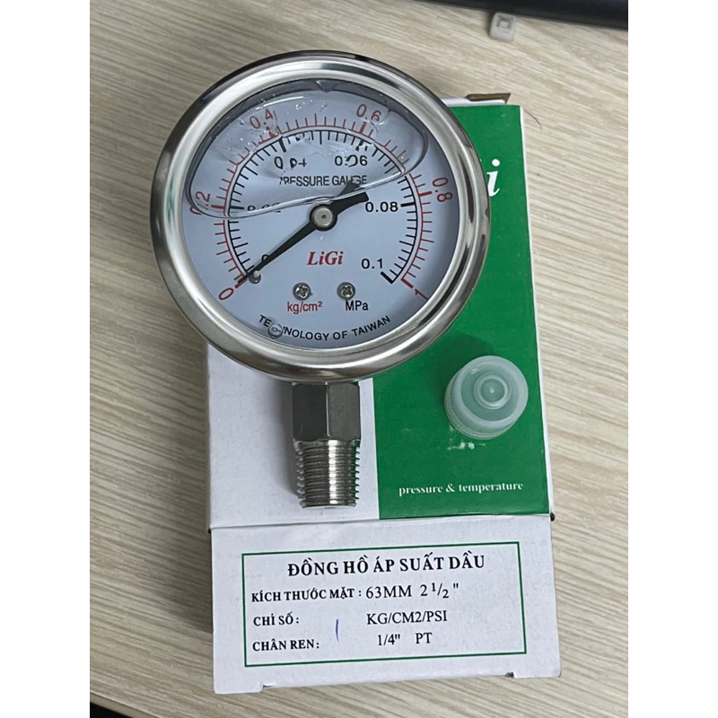 ẢNH THẬT HÀNG XỊN | Đồng hồ đo áp suất hơi, khí nén mặt 63mm chân ren 13 (có Dầu chống rung)