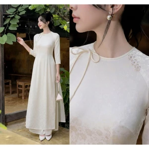 Áo Dài Cách Tân Lụa Gấm Hoa Trắng Kem Dáng Ôm Cổ Tròn Thắt Nơ - Áo Dài Nữ Thiết Kế Sang Trọng Đi Tiệc Lễ Cưới T1598G
