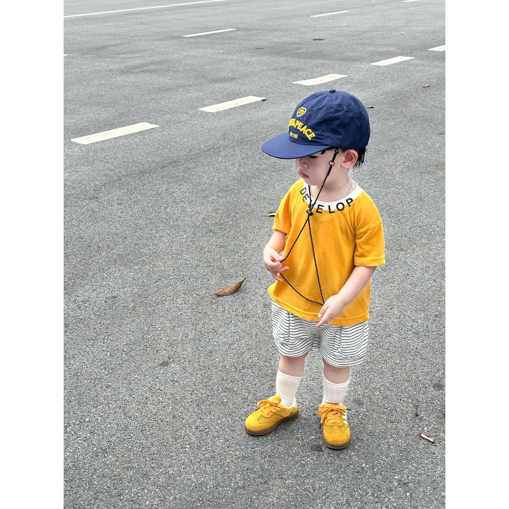Set bộ cộc tay bé trai Miniumbaby in chữ mix quần túi hộp cá tính, chất liệu cotton mềm mịn SB2310